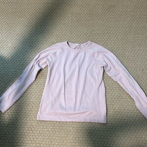Girls athleta shirt.